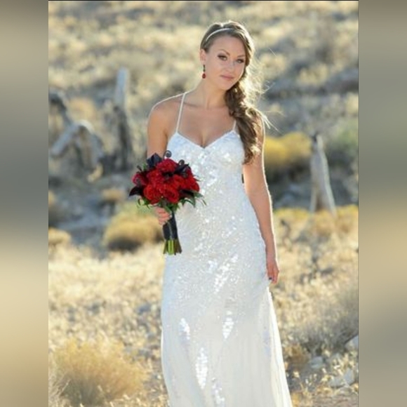 Stunning Glitzy Wedding or Prom dress - Picture 2 of 9